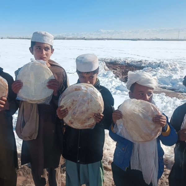 Afganistan Ekmek Yardımı